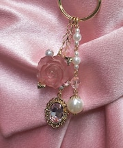 フェイバリットローズチャーム