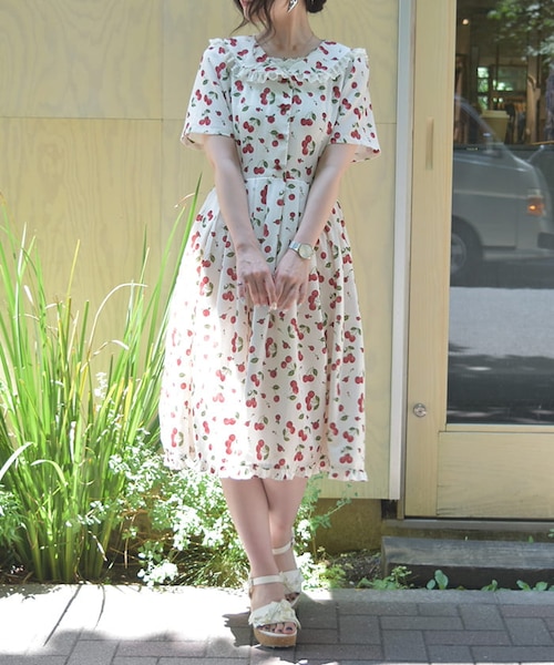 チェリーローズ柄セーラーワンピース チェリーローズ柄セーラーワンピース | レディース服