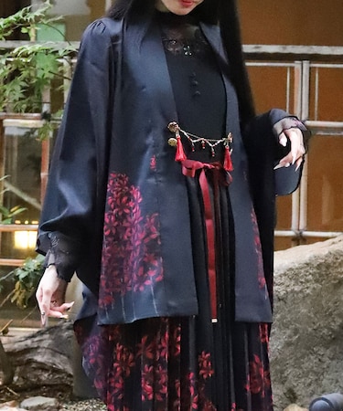 彼岸花柄羽織