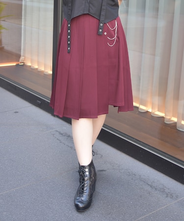 ダブルチェーンプリーツスカート
