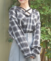フード付きチェックシャツ