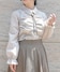 ベージュ