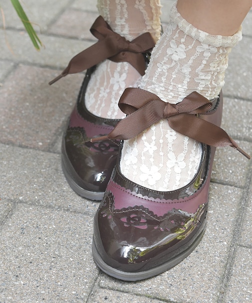 配色カット甲あきパンプス
