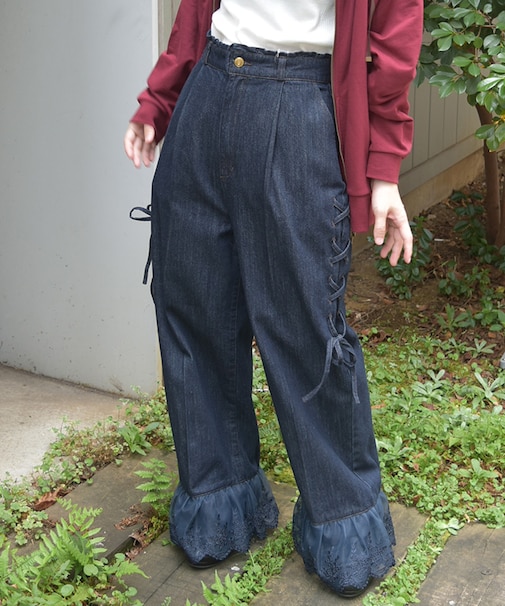 裾レースデニムストレートパンツ