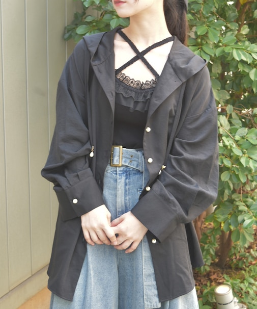 フード付きオーバーシャツ
