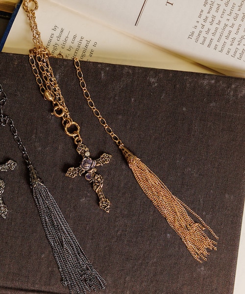 繊翳の薔薇十字マルチチェーン｜アクシーズファムの通販｜&mall