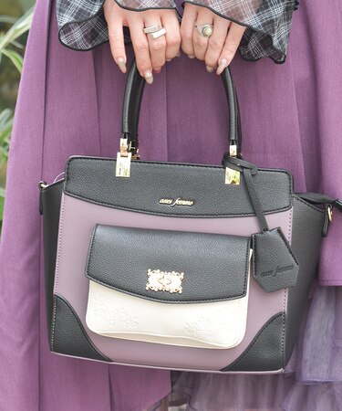 薔薇エンボス配色バッグ