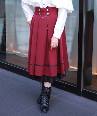 チェーン付き配色使いスカート