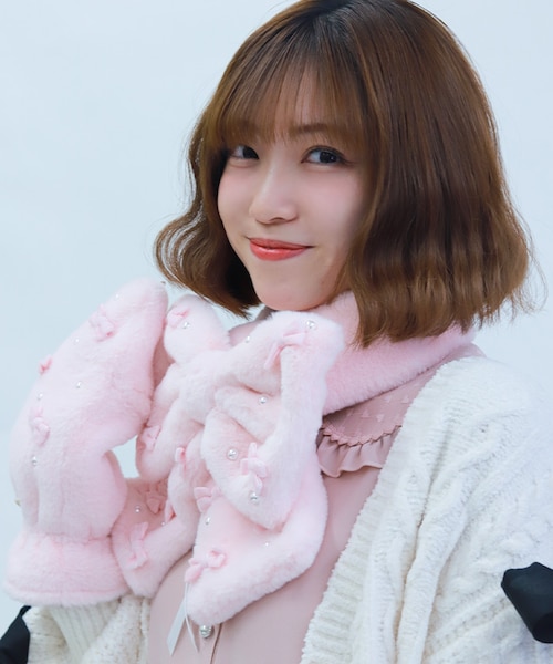 【タグ付き新品】リボンとパールのファーマフラー リボン×パールファーマフラー｜アクシーズファムの通販｜&mall（アンド