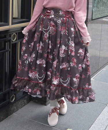 ローズ・オン・フルールスカート