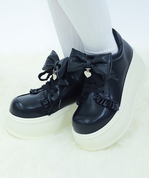 リボン付き合皮厚底スニーカー