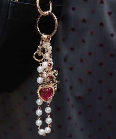 セイクリッドハートチャーム