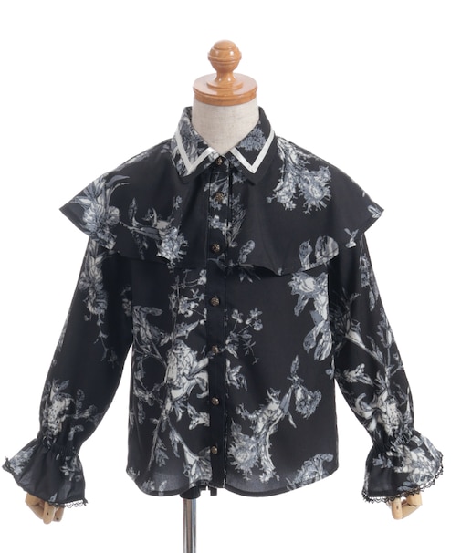 クラシカルケープブラウス