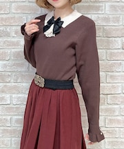 ブローチ付バイカラー襟ニット