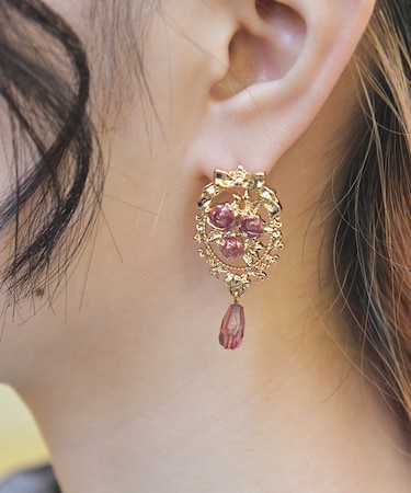 オーナメントローズERピアス