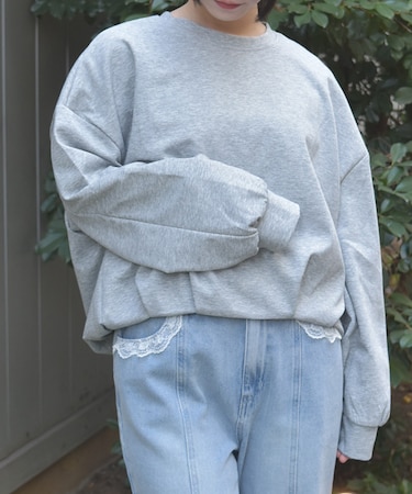 タックデザインプルオーバー