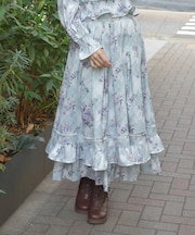 チェック×フラワー柄スカート