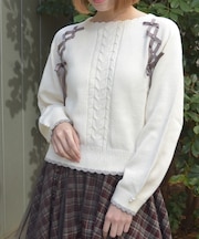 レースアップニットプルオーバー