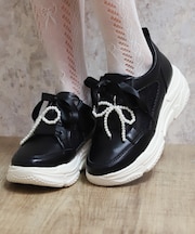 チャーム付レーススニーカー