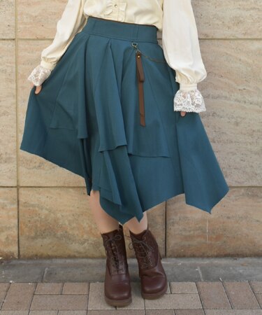 チェーンリボン付イレヘムスカート