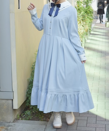 リボンセット刺繍ロングワンピース