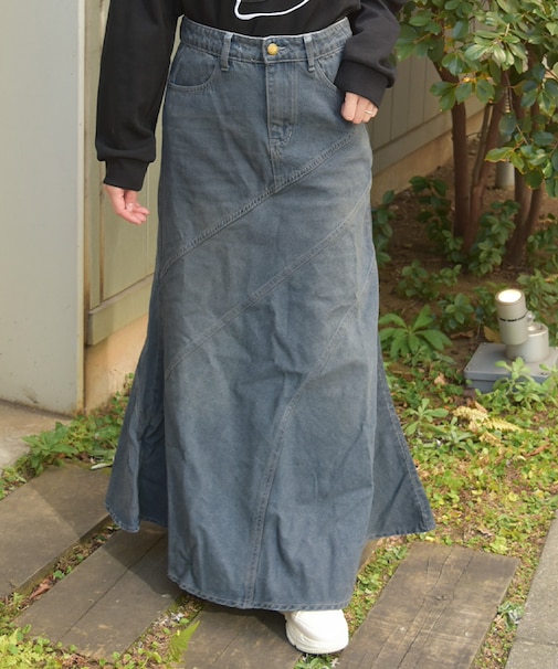 デニムエスカルゴスカート