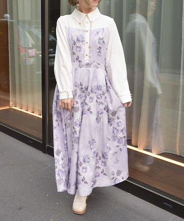 チェーン付アートローズ柄ワンピース