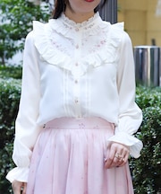 桜刺繍スタンドブラウス