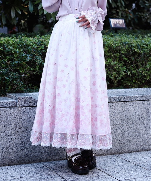 桜レース×桜柄スカート
