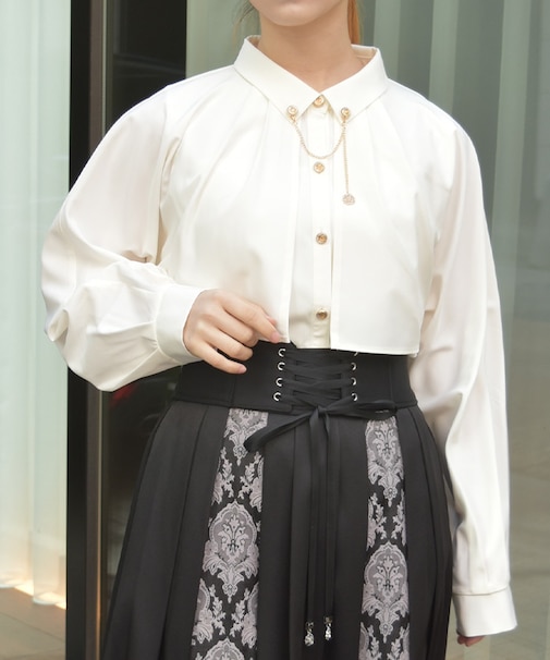 チェーン付オーバーブラウス