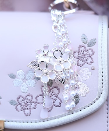 桜モチーフブローチ＆チャーム