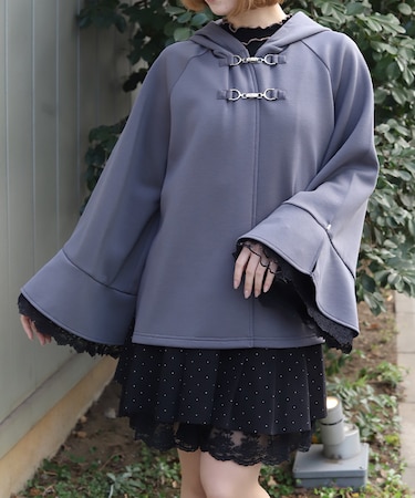 ダンボールニットポンチョ