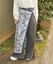 フラワースケッチ柄スカーフ