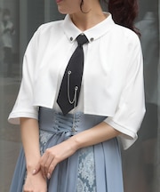 チェーンネクタイ付ブラウス