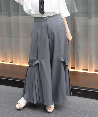 サイドプリーツパンツ