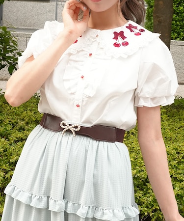 チェリー刺繍コットンブラウス