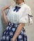 リボンブローチ付き姫袖風ブラウス