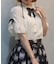 リボンブローチ付き姫袖風ブラウス