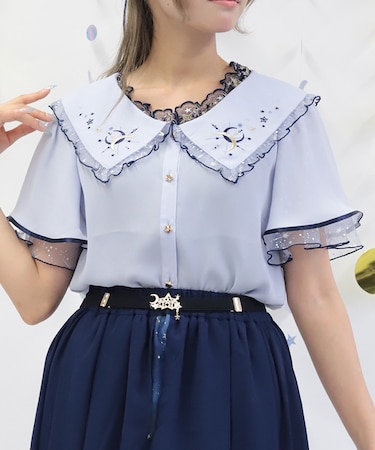 ルミナスムーン刺繍ブラウス