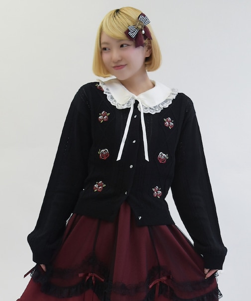バラ刺繍ダイヤ柄ニットカーディガン