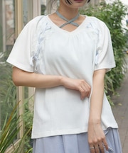 レース×編み上げカットプルオーバー