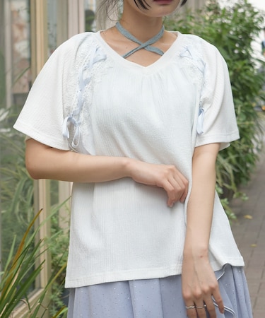 レース×編み上げカットプルオーバー