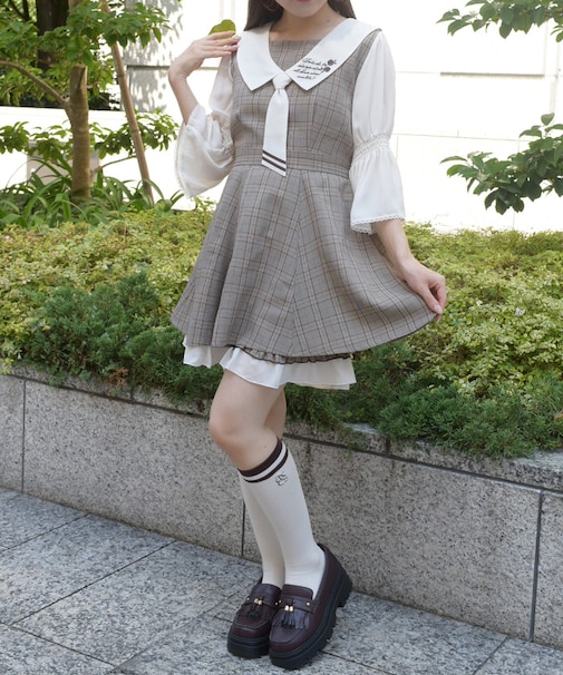 ネクタイ付姫袖セットアップ