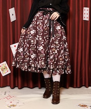 ワンダーローズガーデン柄スカート