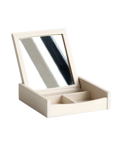 binnno（ビーノ）8-BN　コスメボックス　中古品 binnno（ビーノ）8-BN コスメボックス 中古品 2025年最新】binno