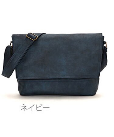 【当商品送料無料】ショルダーバッグ メンズ 斜めがけ かっこいい レディース A4 革 通学 通勤 旅行 合皮 軽量 メッセンジャーバッグ 黒