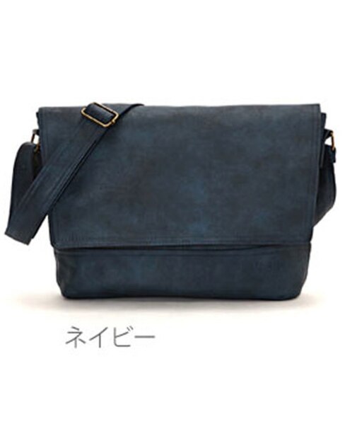 【当商品送料無料】ショルダーバッグ メンズ 斜めがけ かっこいい レディース A4 革 通学 通勤 旅行 合皮 軽量 メッセンジャーバッグ 黒