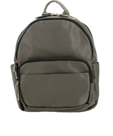 【当商品送料無料】ミニリュック ナイロン 通販 レディース 10ポケット 大人 おしゃれ 軽量 リュック 通勤 女性 小さめ シンプル 無地