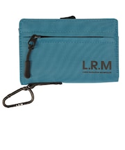 【当商品送料無料】lrm 財布 CMK23-0964 通販 ミニ財布 折りたたみ財布 ミドルウォレット ファスナー カラビナ付き メンズ シンプル