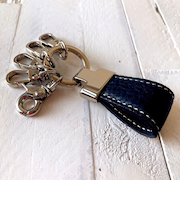 【当商品送料無料】キーホルダー 本革 通販 キーリング キーチャーム レディース メンズ レザー 革 ペア おしゃれ シンプル かわいい 大人可愛い